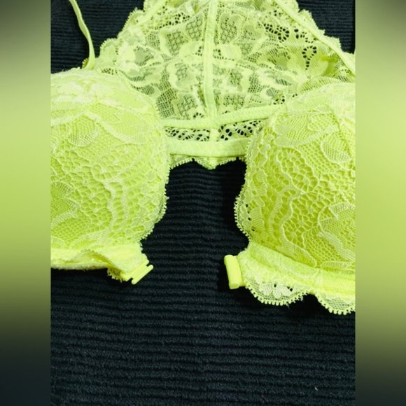 PINK by VICTORIA SECRET "The Date" Lime Green Yellow Lace Bra - Picture 9 of 16